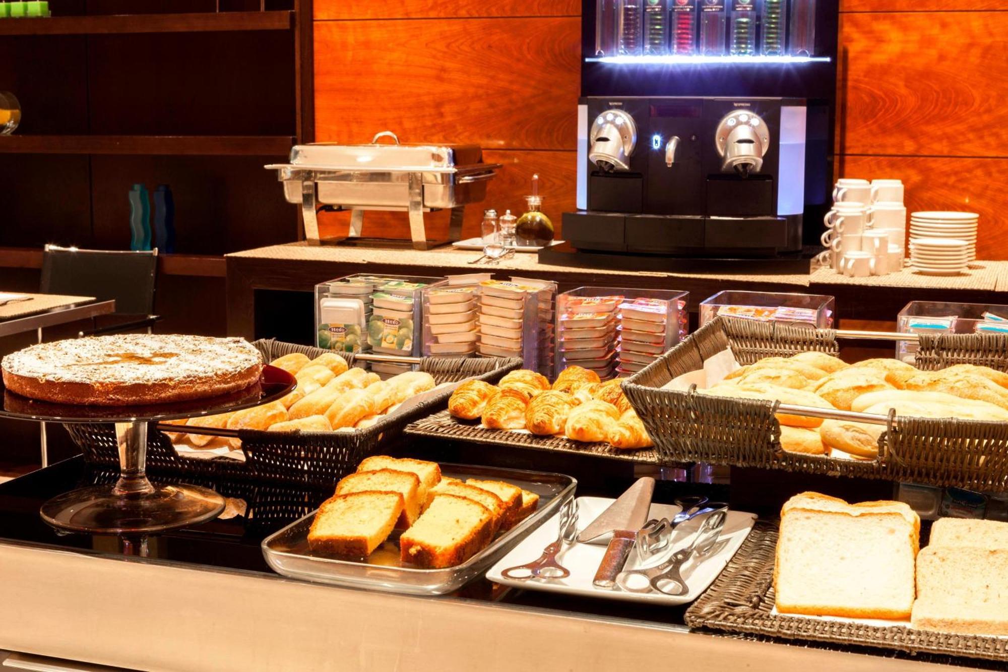 Ac Hotel A Coruna By Marriott Экстерьер фото